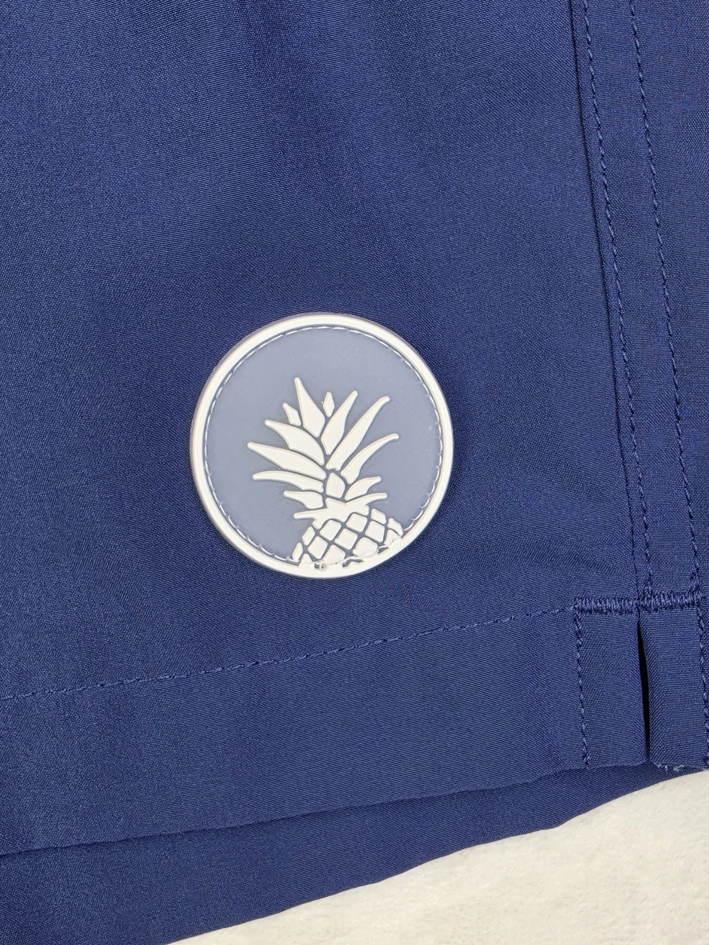 Chubbies True Blues Swim Trunks Shorts Mens 2XL 5.5